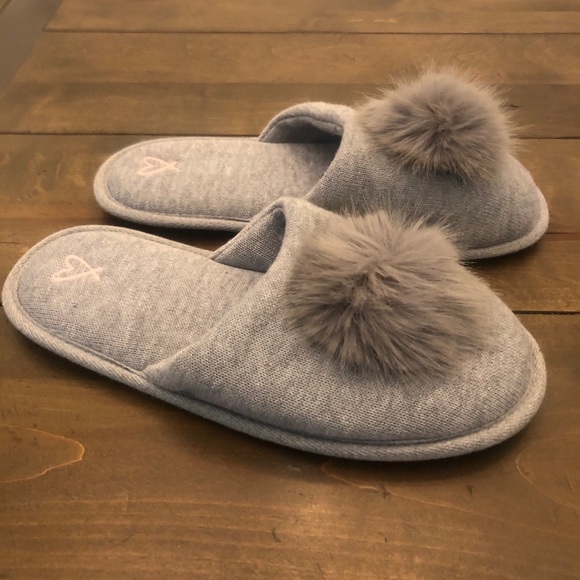 Victoria’s Secret Bedroom Slippers - Picture 5 of 12